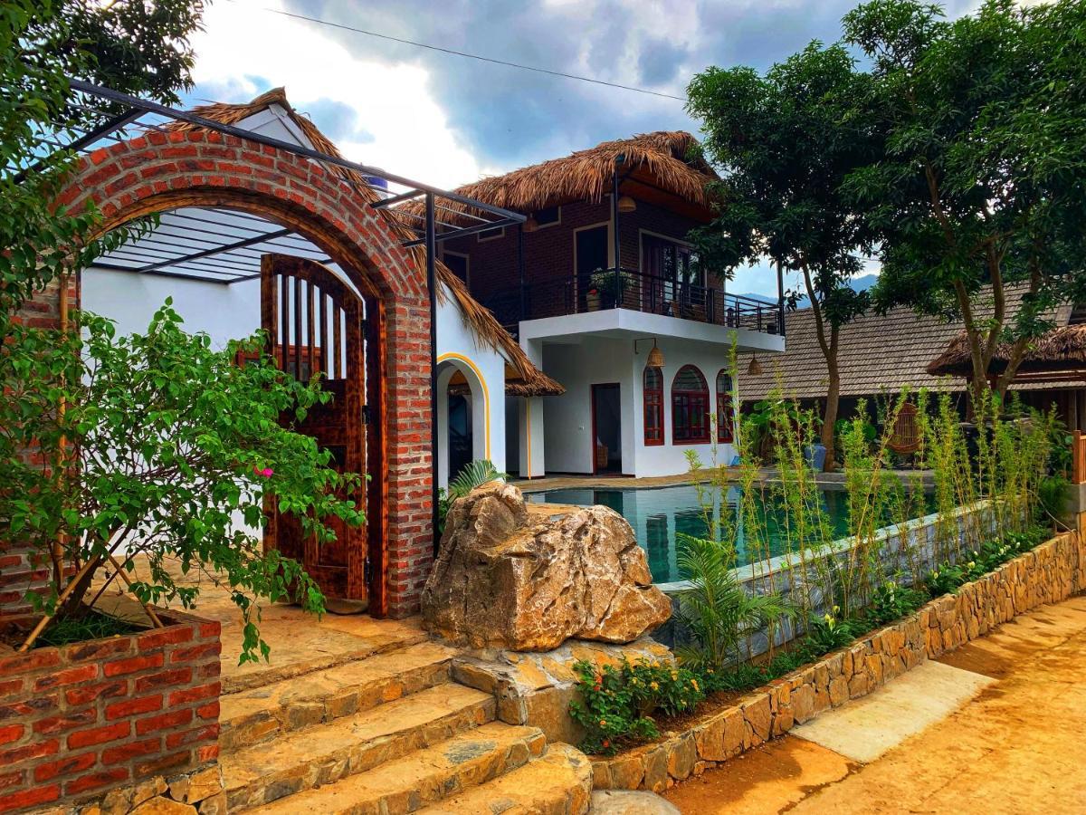 Mai Chau Rustic Home Exterior photo